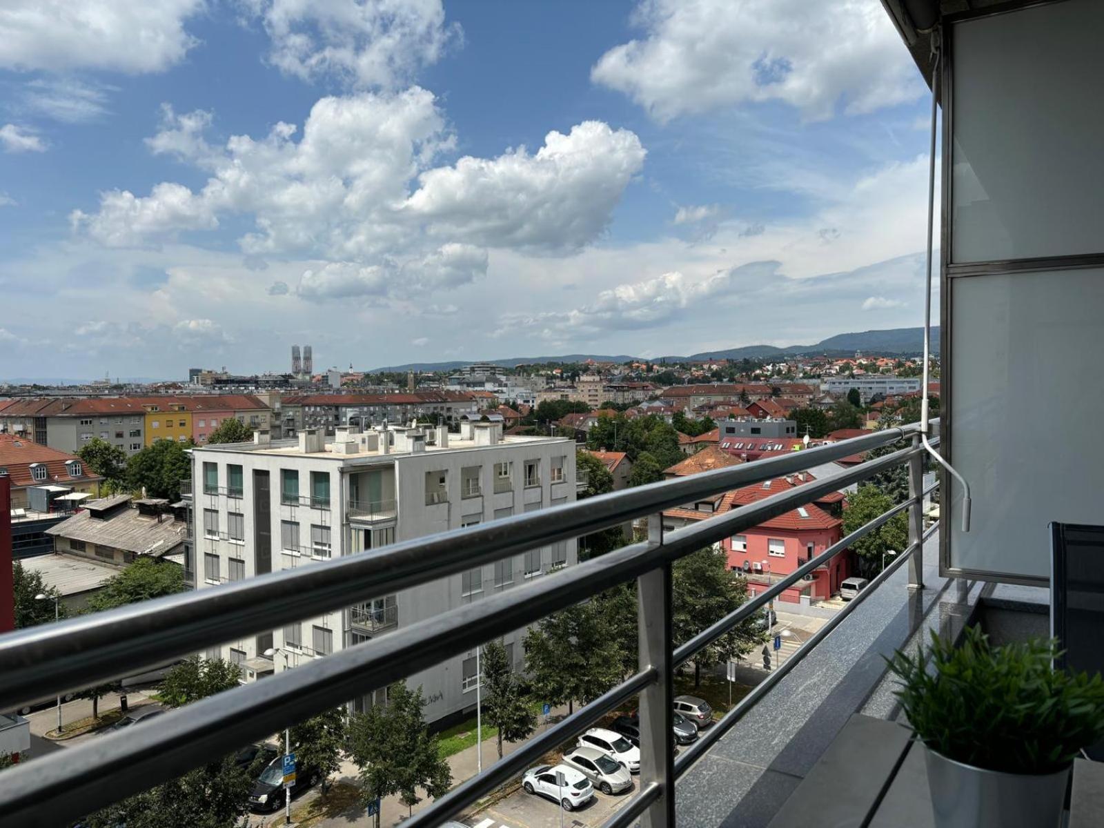 Apartman Vivi Загреб Екстериор снимка